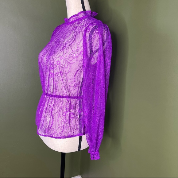 Banana republic purple high neck lace peplum top XS petite - Picture 3 of 14
